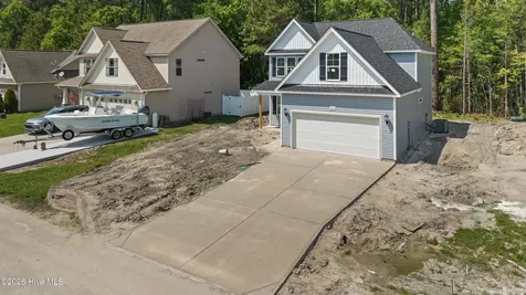 431 Peregrine Ridge Drive New Bern NC 28560
