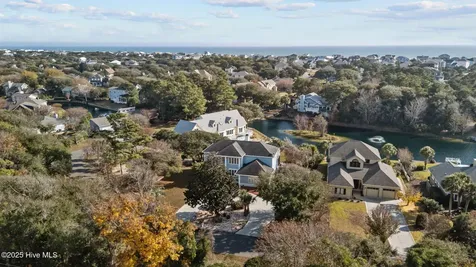 203 Red Snapper Drive Emerald Isle NC 28594
