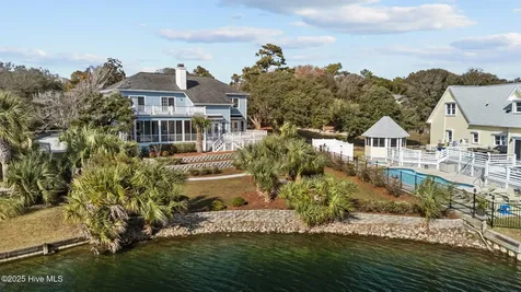 203 Red Snapper Drive Emerald Isle NC 28594