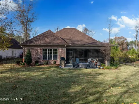 662 Jenoa Loop Castle Hayne NC 28429