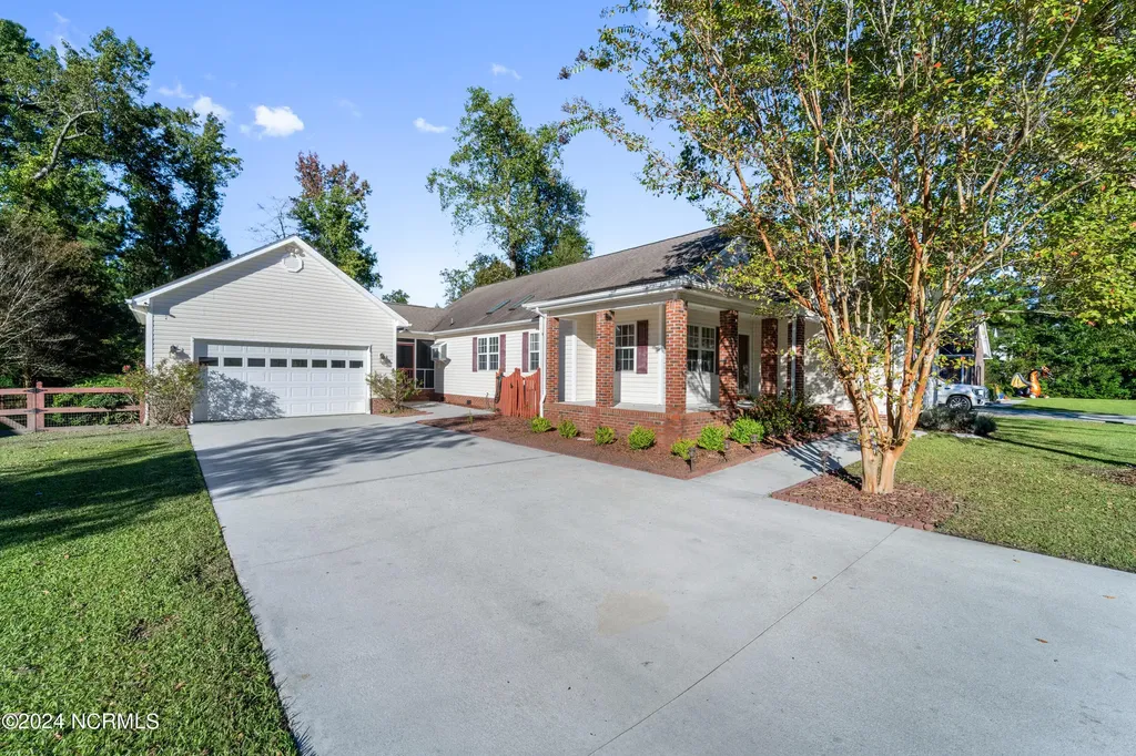 223 Riverbend Road Jacksonville NC 28540