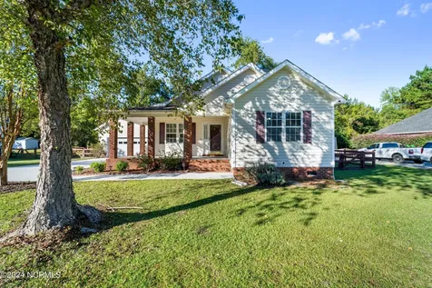 223 Riverbend Road Jacksonville NC 28540