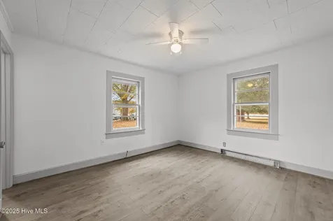 561 Godley Road Grimesland NC 27837