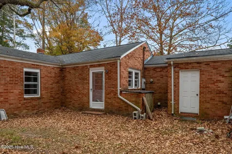 561 Godley Road Grimesland NC 27837