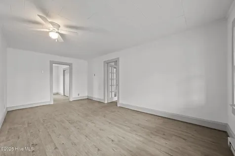 561 Godley Road Grimesland NC 27837
