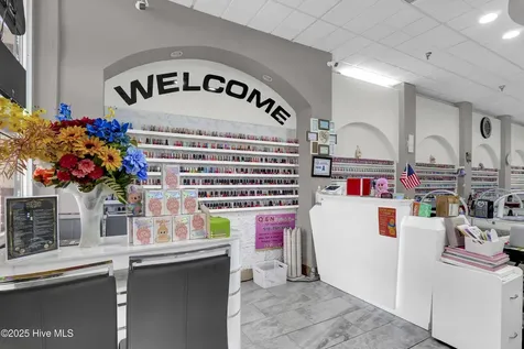 6932 Market Street Wilmington NC 28411