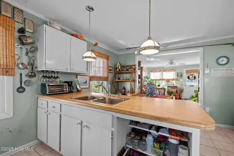 1112 Shepard Street Morehead City NC 28557