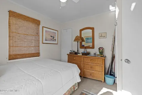 1112 Shepard Street Morehead City NC 28557