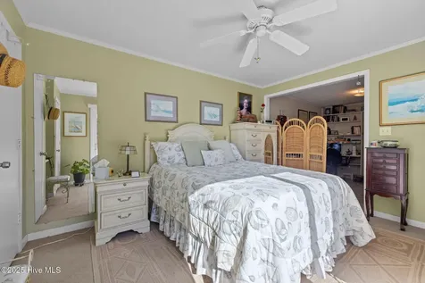 1112 Shepard Street Morehead City NC 28557