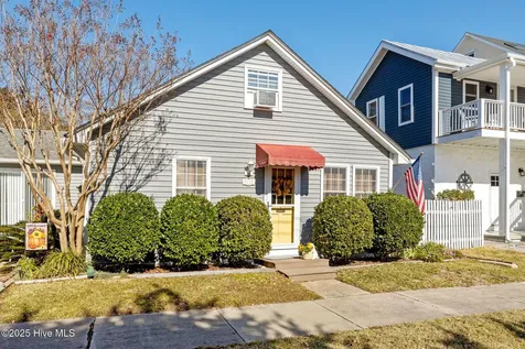 1112 Shepard Street Morehead City NC 28557