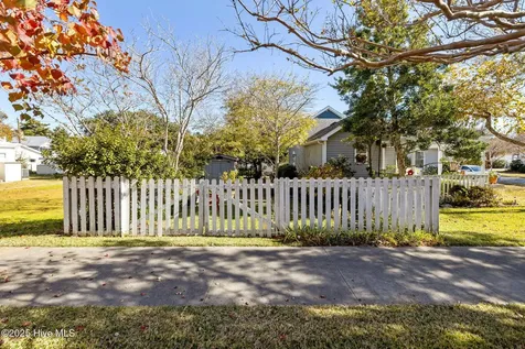 1112 Shepard Street Morehead City NC 28557