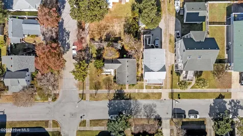 1112 Shepard Street Morehead City NC 28557