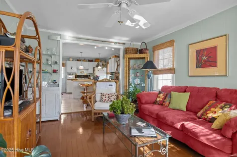 1112 Shepard Street Morehead City NC 28557