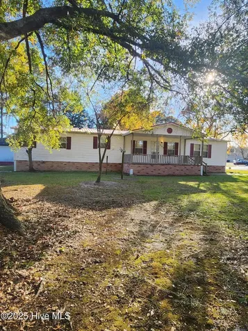 723 W Broad Street Beulaville NC 28518