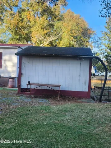723 W Broad Street Beulaville NC 28518