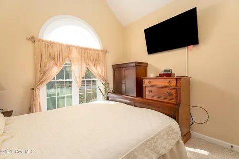 602 Taberna Circle New Bern NC 28562