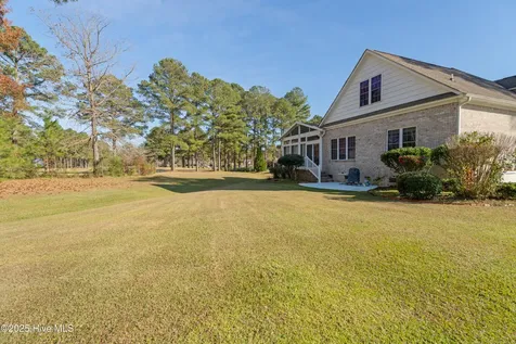 602 Taberna Circle New Bern NC 28562