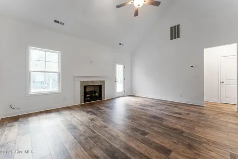 221 Telluride Court Aberdeen NC 28315