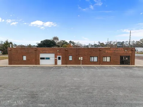 852 W 5th Street Washington NC 27889