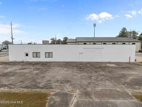 852 W 5th Street Washington NC 27889
