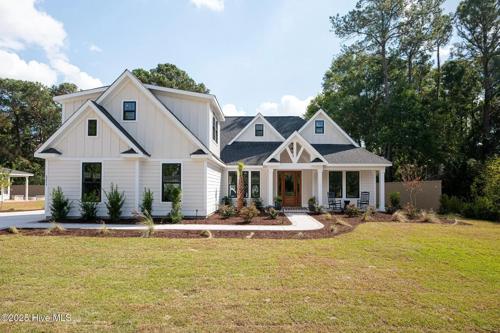 385 Crow Creek Drive NW Calabash NC 28467