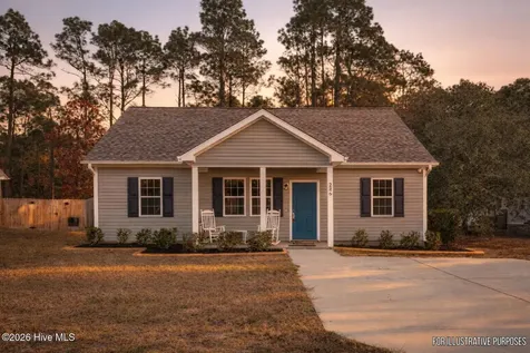 286 Elm Street Southport NC 28461