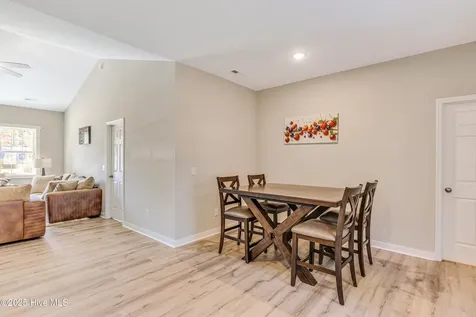 286 Elm Street Southport NC 28461