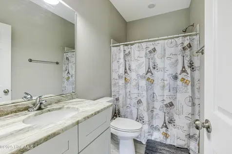 286 Elm Street Southport NC 28461
