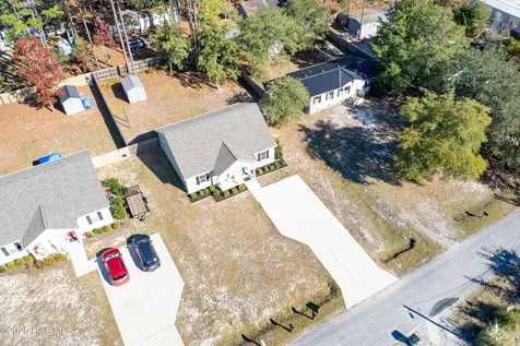 286 Elm Street Southport NC 28461