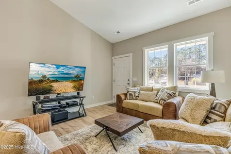 286 Elm Street Southport NC 28461