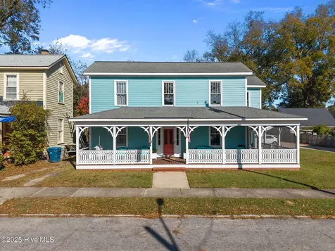 612 E Main Street Washington NC 27889