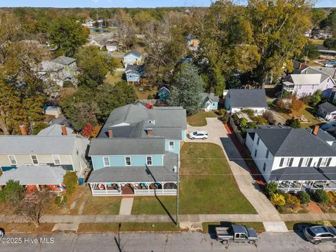 612 E Main Street Washington NC 27889