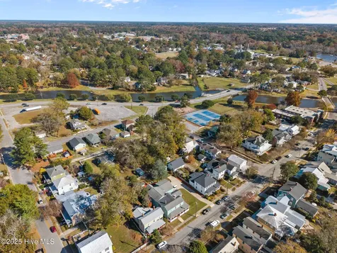 612 E Main Street Washington NC 27889