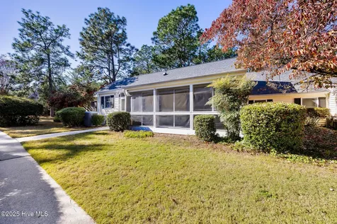 12 Village Green Circle Southern Pines NC 28387