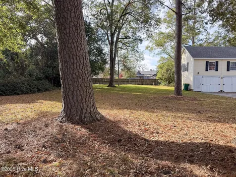1603 N Mcmillan Avenue Lumberton NC 28358