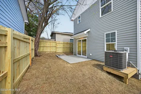 703 N 11th Street Wilmington NC 28401