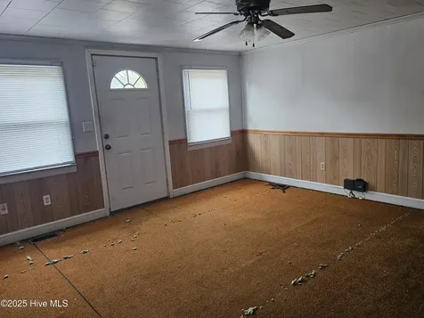 1181 Reedsford Road Clinton NC 28328