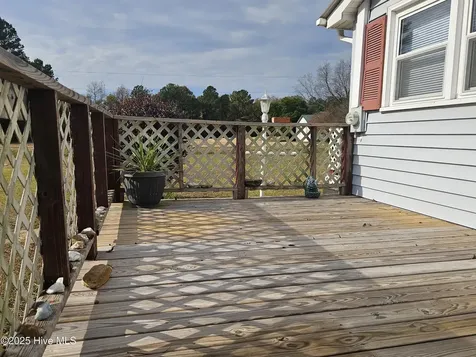 1181 Reedsford Road Clinton NC 28328