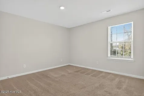 4444 Marthas Village Lane Ayden NC 28513