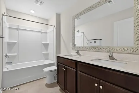 4444 Marthas Village Lane Ayden NC 28513