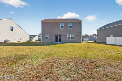 4444 Marthas Village Lane Ayden NC 28513