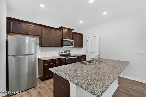 4444 Marthas Village Lane Ayden NC 28513