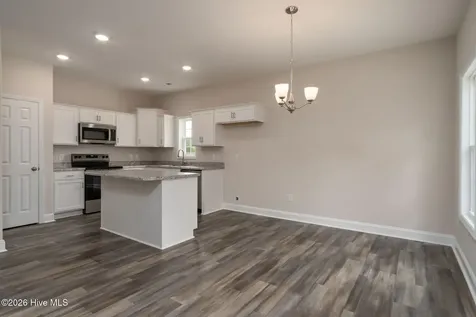 102 Palo Alto Park Drive Maysville NC 28555
