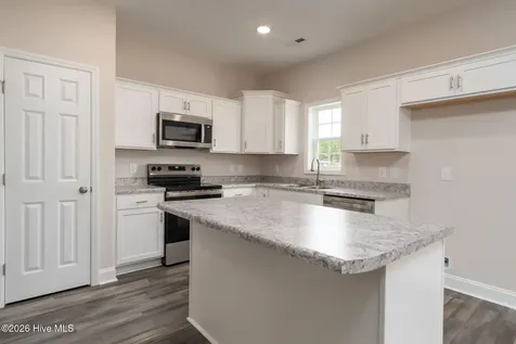 102 Palo Alto Park Drive Maysville NC 28555