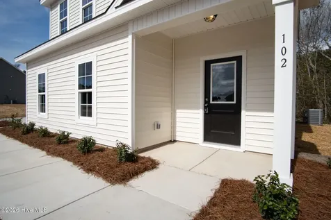 102 Palo Alto Park Drive Maysville NC 28555