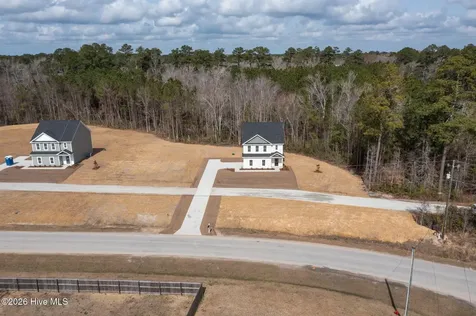 102 Palo Alto Park Drive Maysville NC 28555