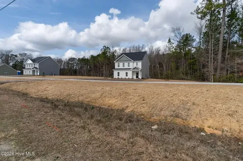 102 Palo Alto Park Drive Maysville NC 28555