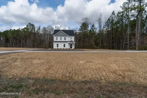 102 Palo Alto Park Drive Maysville NC 28555