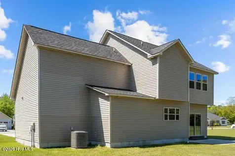 111 Tides End Drive Holly Ridge NC 28445