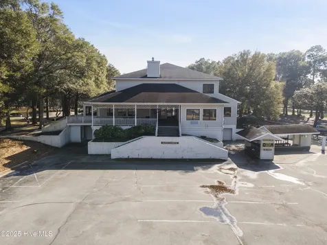 909 Oyster Pointe Drive Sunset Beach NC 28468